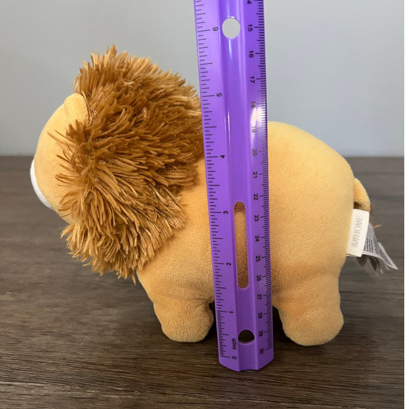 H&M Home Soft n Cuddly Lion Plush - Picture 5 of 5